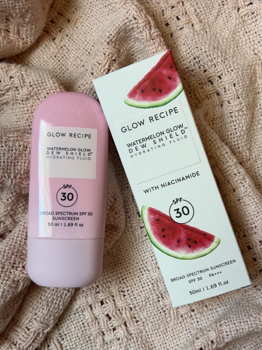 Glow Recipe Watermelon Glow Dew Shield Hydrating Fluid with Niacinamide - Spf 30